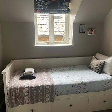 Carp'S Rise Cottage Somerford Keynes エクステリア 写真